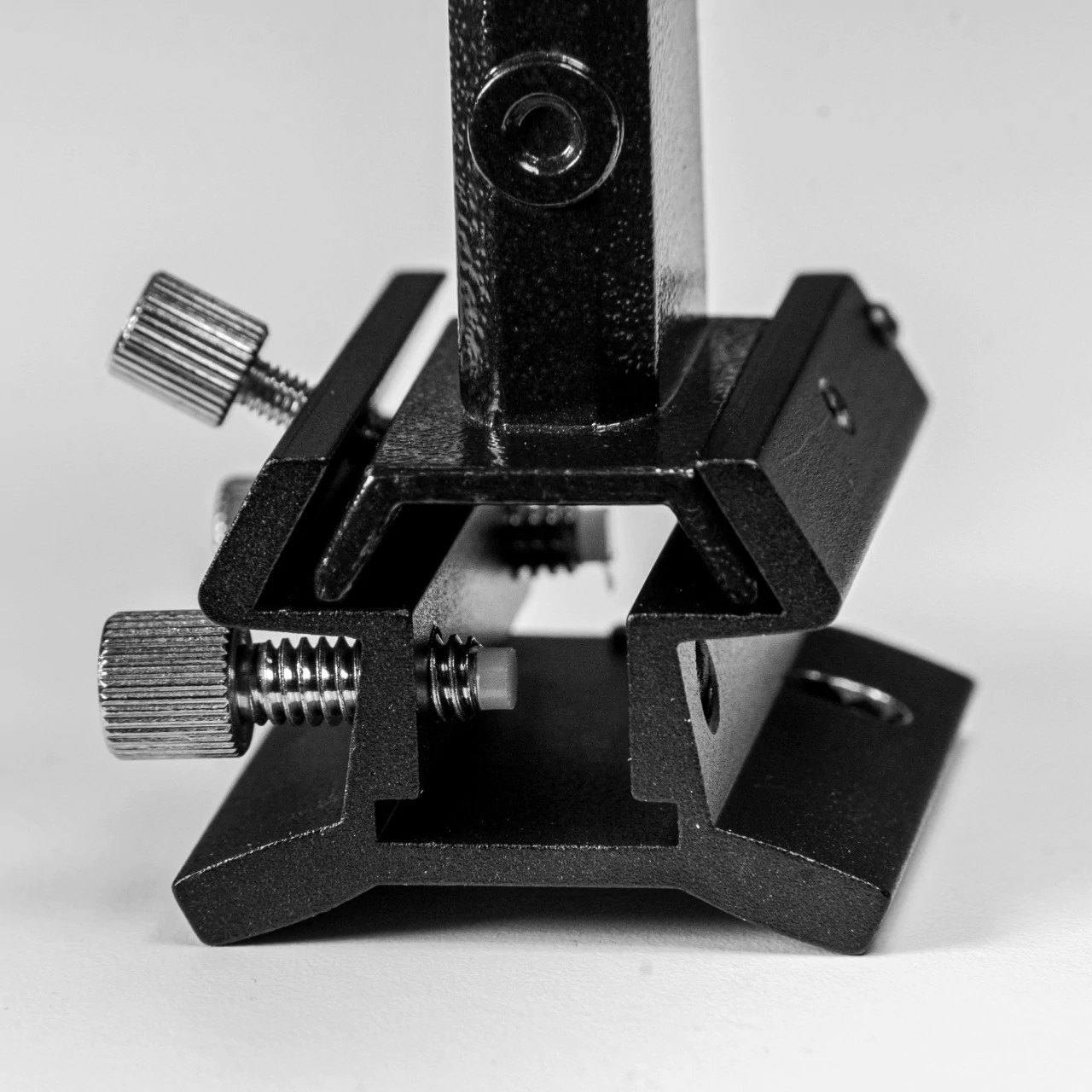 EXPLORE SCIENTIFIC supporto per cercatore ibrido per montaggio su tubo nero